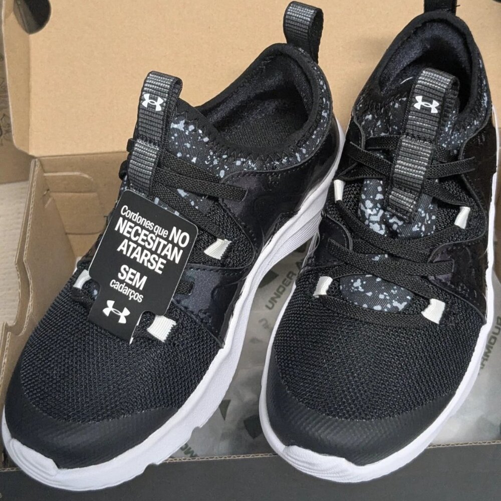 Under Armour GGS Infinity 3.0 Sneakers - Girls 12K- Black White Glitter - NIB